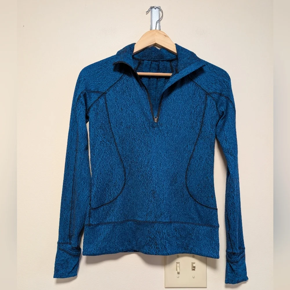 Lululemon Size 4 Blue Textured Half Zip Pullover Athletic Top